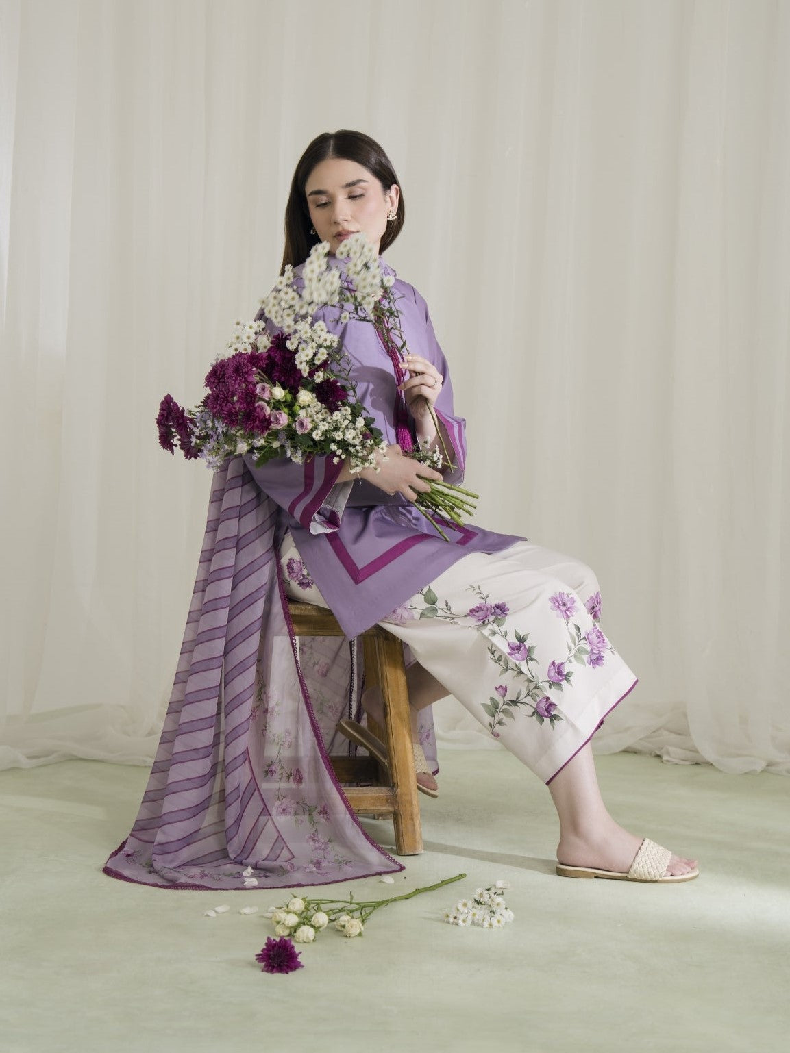 Lila Bloom β Lavender 3-Piece Dress (Stitched)