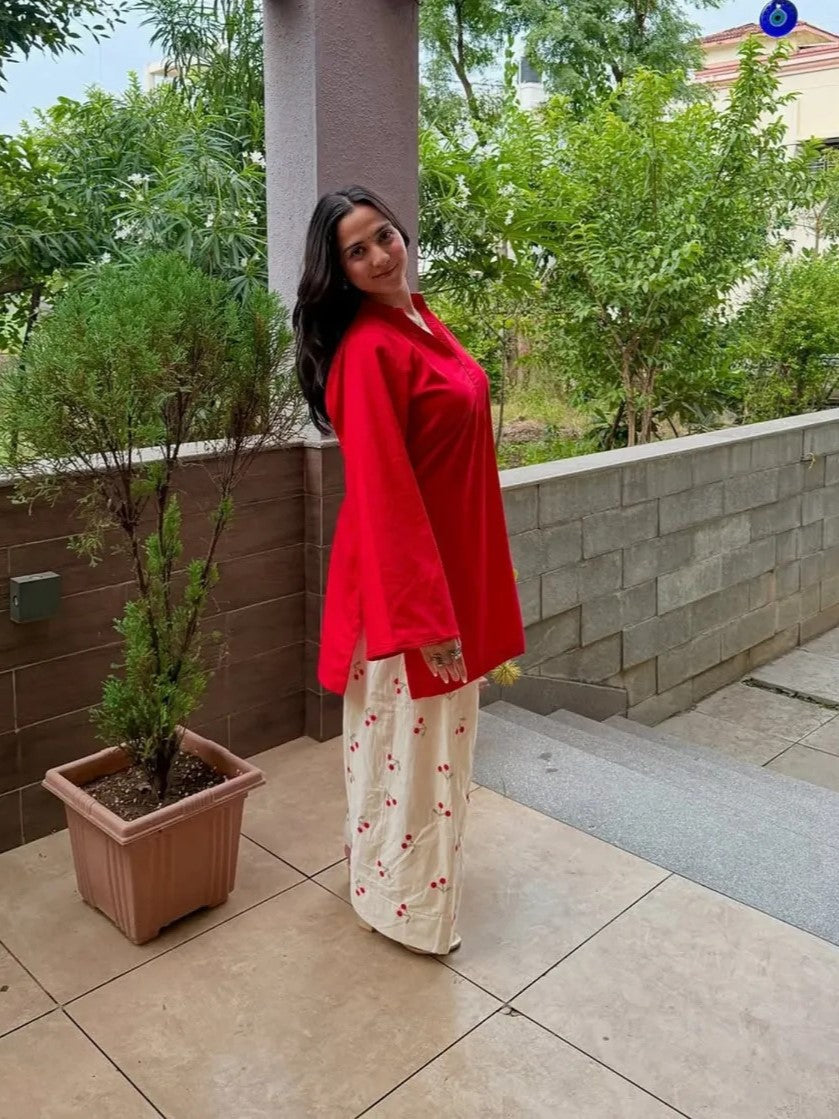 Mahi β 2-Piece Lawn Set with Farshi Shalwar