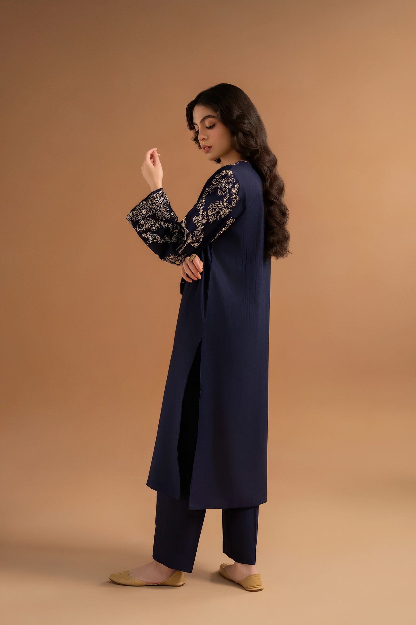 Mehrunisa – Embroidered China Lawn 2-Piece Set