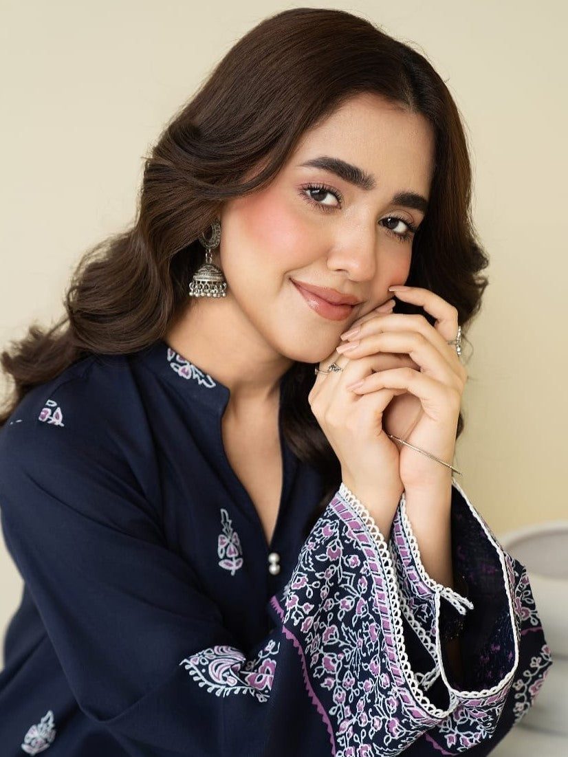 NIDA – Luxury Embroidered 2-Piece Set (Stitched)