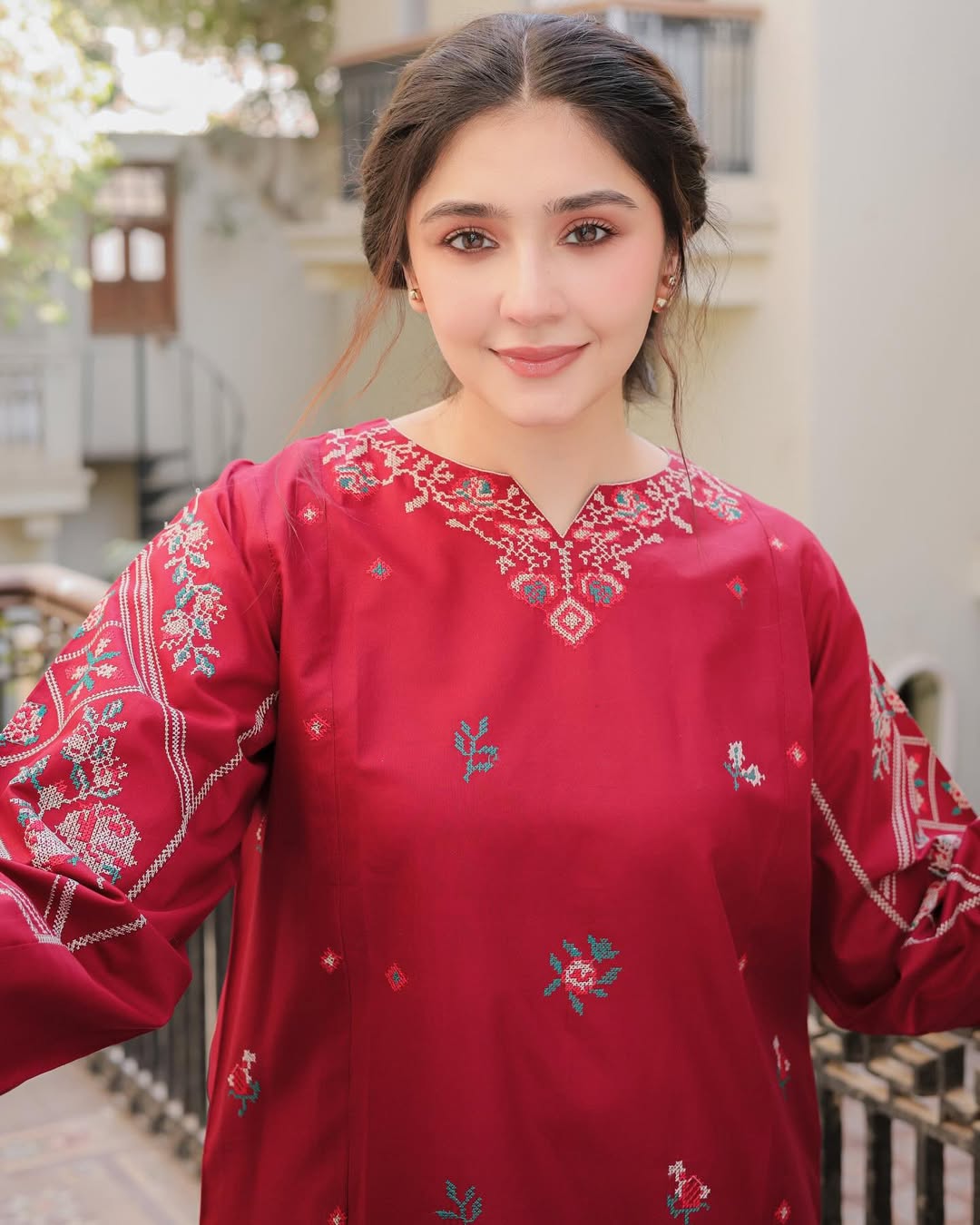 Nasheman – Embroidered Lawn Kurti with Farshi Shalwar (2-Piece Stitched Set)