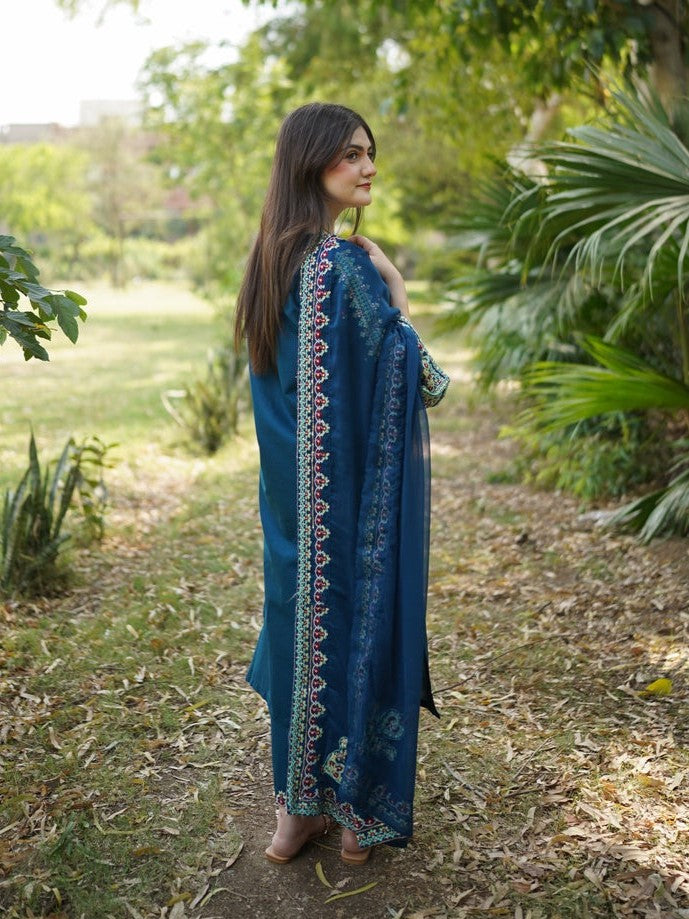 Mashal – Embroidered Lawn 3-Piece Set with Chiffon Dupatta