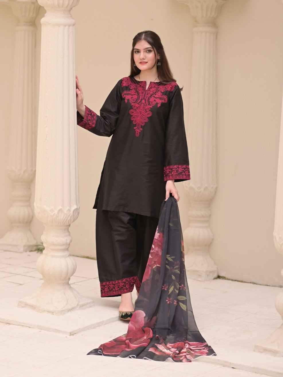 Zaroon – Luxury Embroidered 3-Piece Lawn Set with Farshi Shalwar