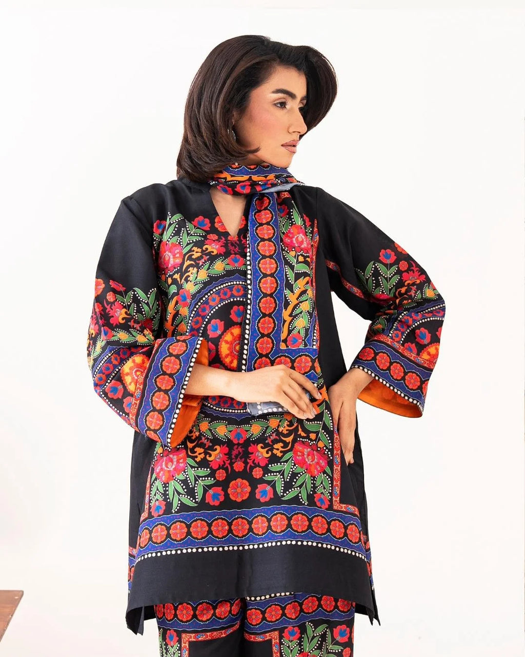 Sumbul – Vibrant Ethnic Co-Ord Set (With Mini Stolar)