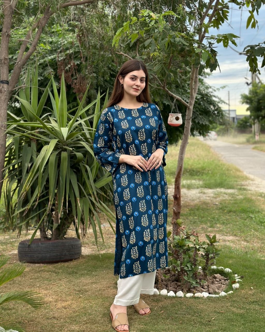 Elegant Long Length 2-Piece Dress with White Trouser Stitched