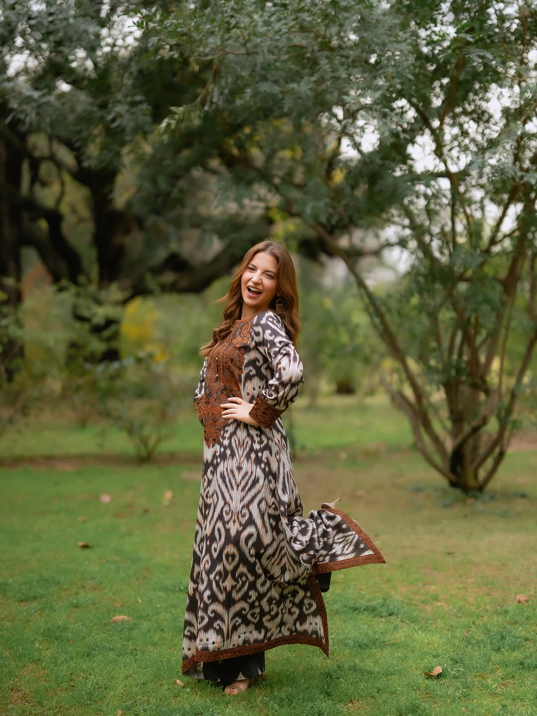 Sahar Embroidered Patch Kaftaan