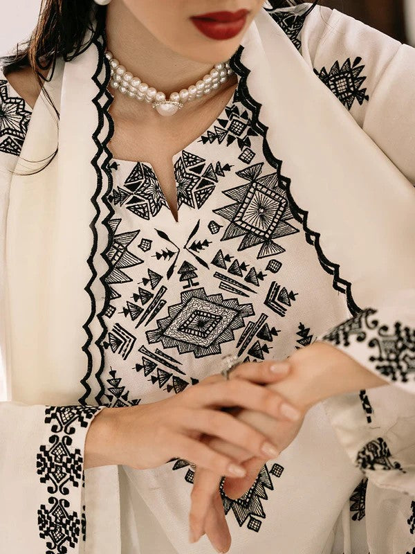 Juna – Dananeer Style Embroidered Lawn 3-Piece Set